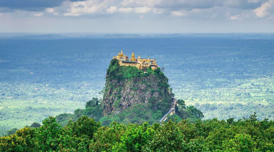 I nostri servizi di noleggio auto offrono una vasta selezione di veicoli a Mandalay.